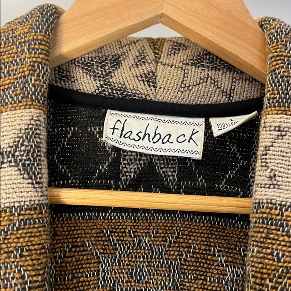 Flashback Tribal Patterned Jacket - Picture 2 of 8